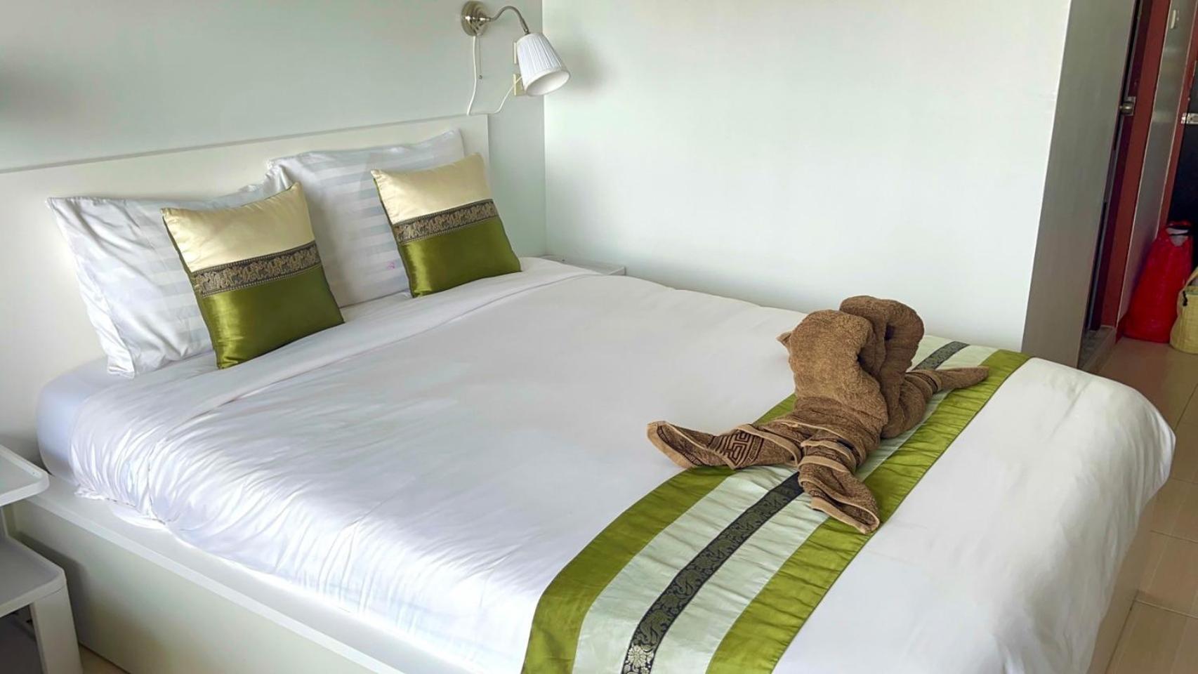 Rayong Condochain 325 Ban Phe Exterior photo